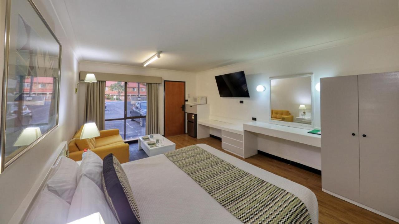 The Palms Dubbo 모텔 외부 사진