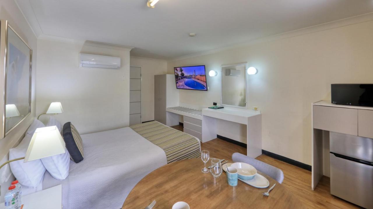 The Palms Dubbo 모텔 객실 사진