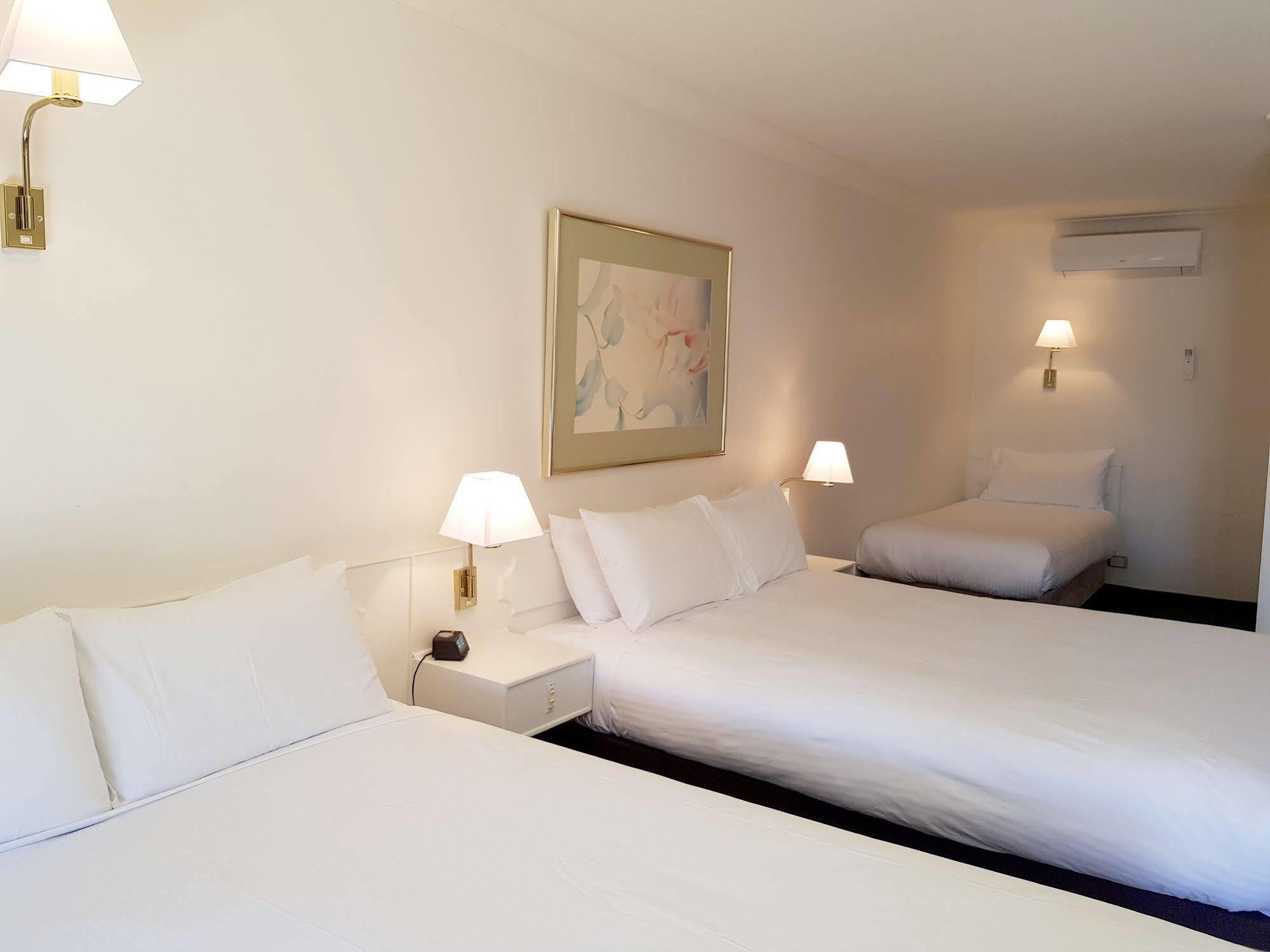 The Palms Dubbo 모텔 외부 사진