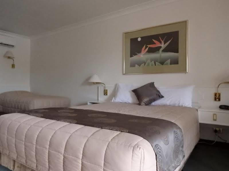 The Palms Dubbo 모텔 외부 사진