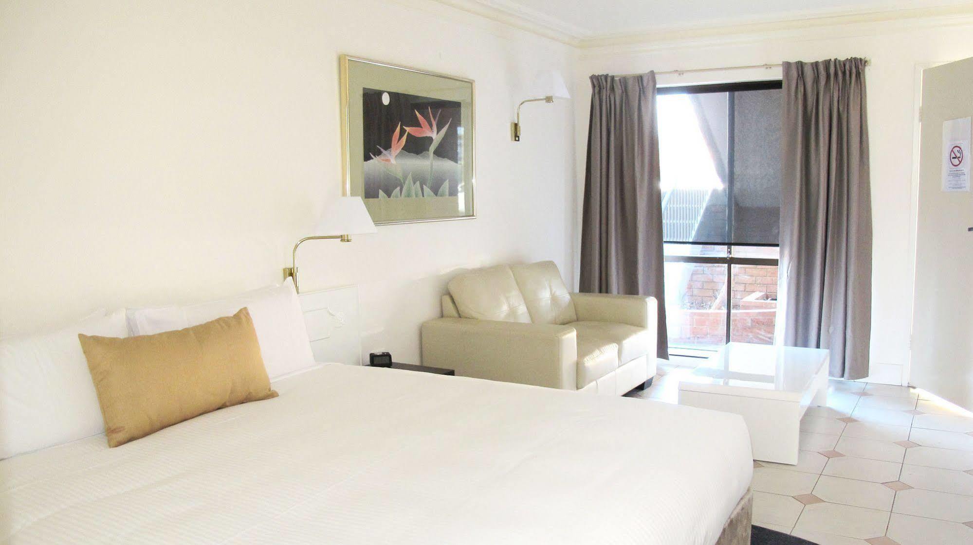 The Palms Dubbo 모텔 외부 사진