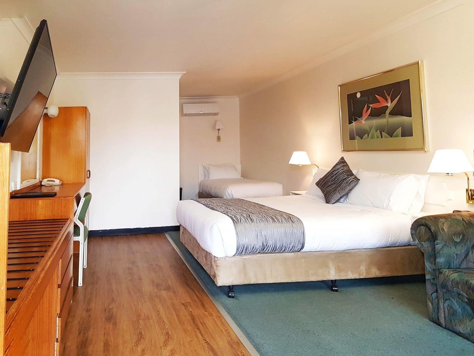 The Palms Dubbo 모텔 외부 사진